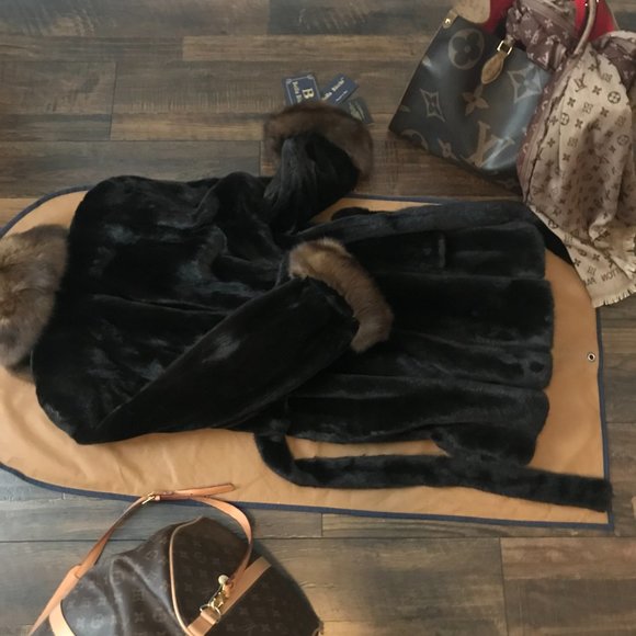 MINK & SABLE BellaBicchi Coat made for Neiman Marcus Collection NWTags & CoatBag - Picture 15 of 16